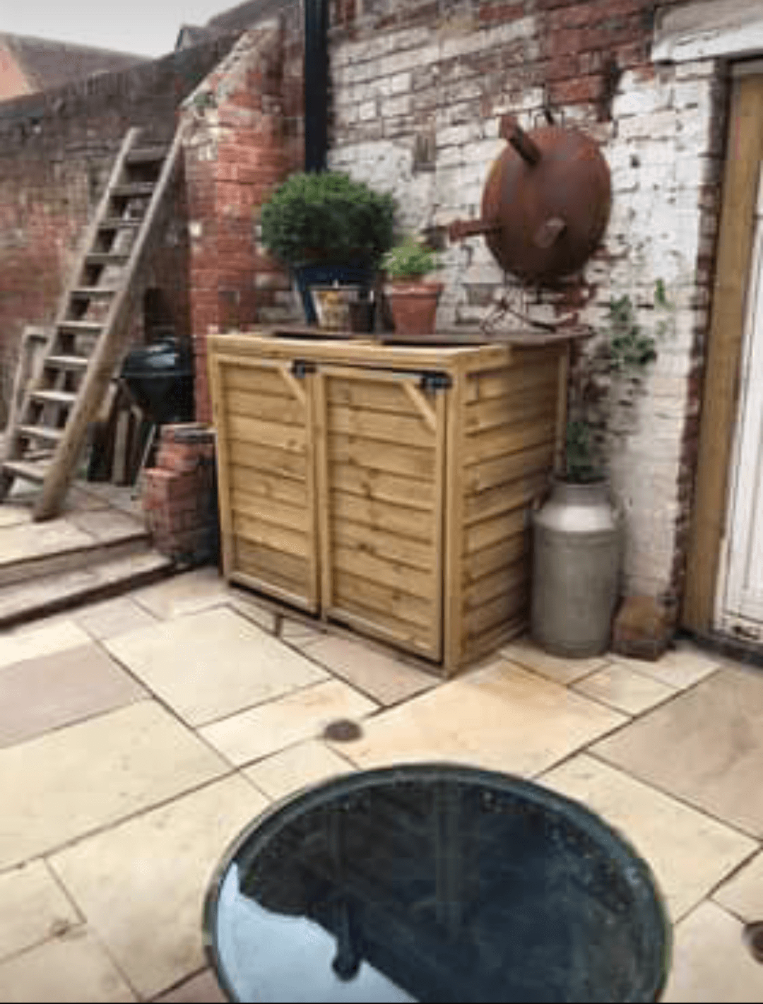 10% Off PLANTER TOP STANDARD SIZE Wheelie Bin Storage